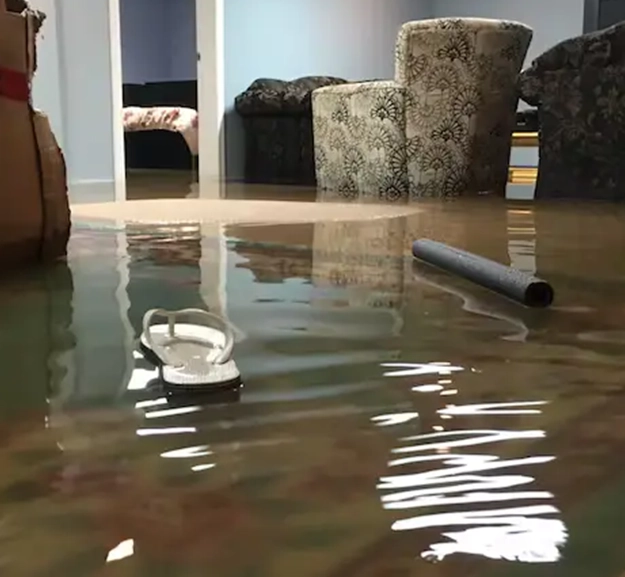 flood damage help in ancaster